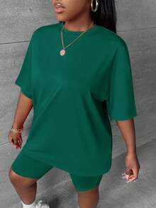 Slaydiva Women's Solid Color Round Neck Simple T-Shirt And Casual Skinny Shorts Set, Suitable For Home And Office - Olive Green - View 4