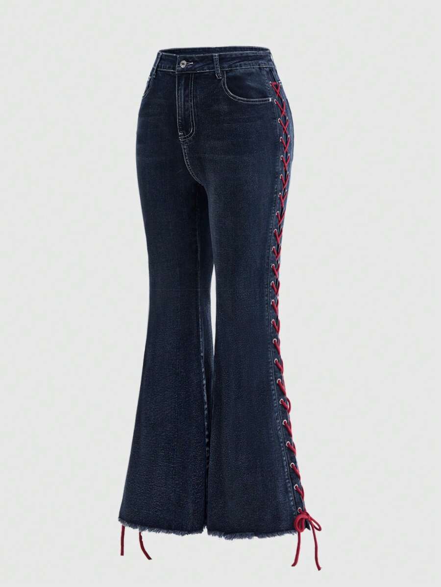 ROMWE Plus Size Gothic Heart Brodery Fickdesign Dragsko Utsvängda Jeans - Blå - Visa 1