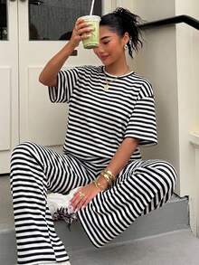 Muchica Bộ đồ nữ 2 món phong cách đường phố thường ngày, áo thun và quần dài rộng rãi, bộ đồ ngoài trời cho nữ, trang phục kẻ sọc, quần áo mùa hè cho nữ. - Đen và trắng - Xem 3