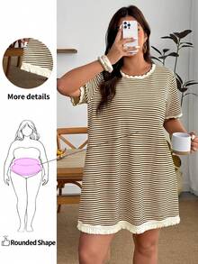Enliva Đầm thun T-shirt nữ size lớn dáng rộng cổ tròn kẻ sọc phong cách casual, đầm đa năng cho kỳ nghỉ hè, phù hợp cho dáng người quả táo và dáng tròn - màu nâu - Xem 1