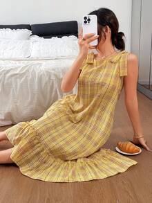 DAZY Đầm nữ dáng rộng, thoải mái, họa tiết kẻ caro, thắt dây vai, xếp nếp ở gấu váy, thích hợp cho kỳ nghỉ. - Màu vàng - Xem 7