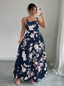 SHEIN Clasi 大码女式印花方领收腰修身蝴蝶结露背A字连衣裙，休闲通勤时尚简约法式乡村甜美约会复古海滩度假春夏新款吊带长裙，印花连衣裙，性感露背连衣裙，藏蓝色连衣裙，优雅套装连衣裙，海滩度假连衣裙，毕业礼服，婚礼派对连衣裙，法式复古印花连衣裙 - 彩色 - 查看 4