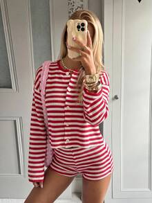 CovetEZ Bộ 2 món áo sơ mi cài cúc và quần short kẻ sọc đỏ trắng dành cho nữ, kiểu dáng thường ngày. - Đỏ và trắng - Xem 5