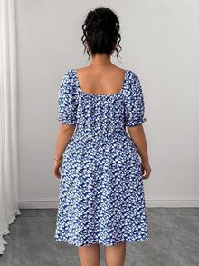 Elenzga Plus Size Women Ditsy Floral Sweetheart Neck Short Sleeve Knee-Length Dress - Multicolor - View 2