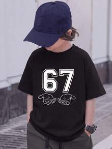 SHEIN Casuvi Kids 男童四季百搭休闲时尚创意个性清新简约精致数码67图案印花短袖T恤，舒适百搭，适合男童日常穿着 - 黑色 - 查看 3