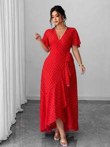 SHEIN Unity Vestido envolvente de lunares talla grande con cintura anudada, volantes en el bajo y abertura lateral - Burdeos - Ver 4