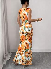 SHEIN Elenzya 女款花卉印花V領開衩A字裙，橘色與白色，夏季休閒度假風，收腰荷葉邊下擺復古中長洋裝 - 橘色 - 查看 2