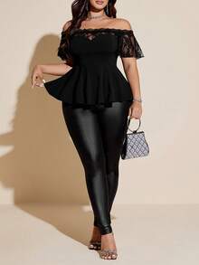 SHEIN CURVE+ 大尺碼性感蕾絲拼接露肩黑色修身女上衣 - 黑色 - 查看 3