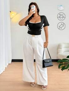 Calvaya Camiseta ajustada de manga corta con cierre de cremallera y lazo delantero de encaje en contraste para mujer talla grande, top elegante negro de verano para vacaciones, noche, fiesta de té, club y eventos formales - Negro - Ver 1