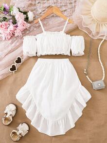 SHEIN Genkimix Kids Conjunto informal de 2 piezas de blusa de hombros descubiertos y minifalda de unicolor para niña - Blanco - Ver 2