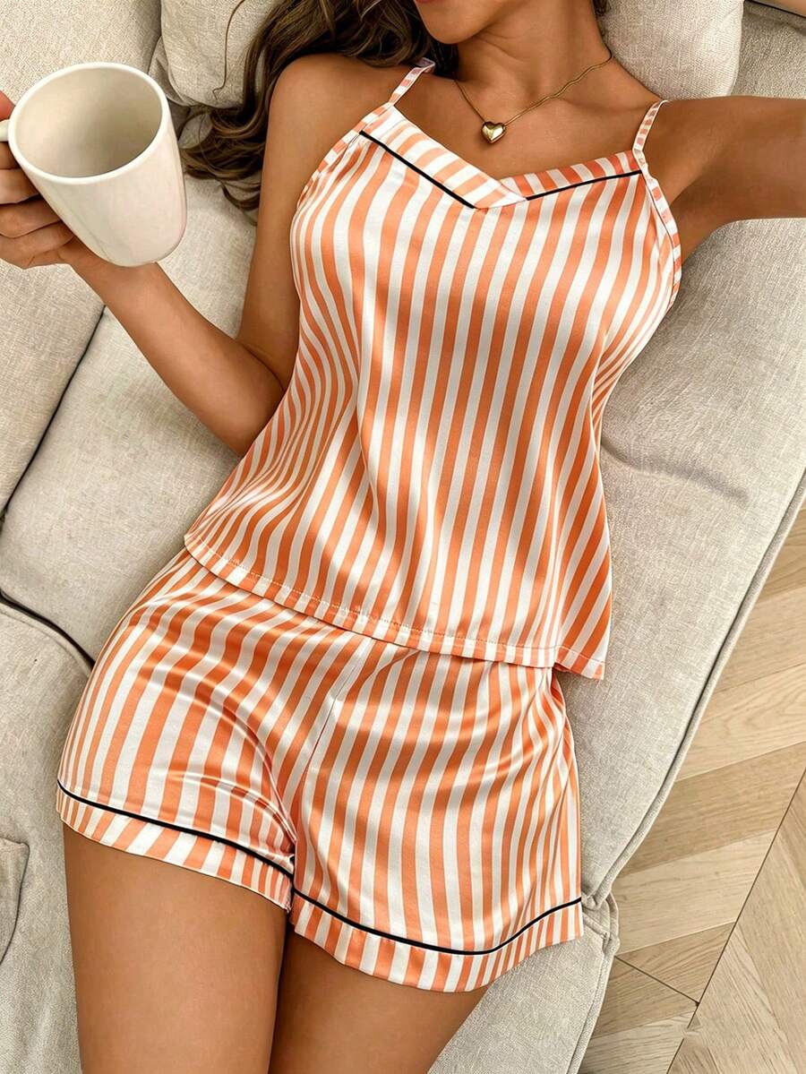 SHEIN 条纹印花仿丝吊带背心和短裤女士睡衣套装 - 彩色 - 查看 1