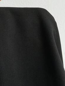 Viva Relle Eleganter figurbetonter Kurzarm-Blazer in Große Größen für den Büroalltag - Schwarz - Übersicht 8