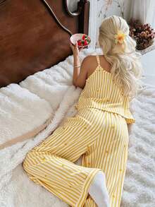 CottageSlumber Bộ đồ ngủ nữ họa tiết trái tim kẻ sọc, cổ chữ V, phối ren tương phản, gồm áo hai dây và quần, thích hợp cho mùa xuân/hè. - Nhiều màu - Xem 2