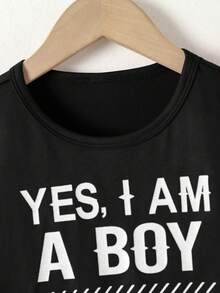 SHEIN Áo thun cổ tròn in chữ cho chàng trai trẻ giản dị và phù hợp để mặc hàng ngày - màu đen - Xem 4