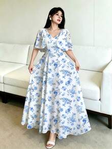 Modelyn 女士短袖连衣裙，女士短袖数码印花收腰连衣裙，披肩袖荷叶边下摆，优雅美丽，尽显迷人风采，时尚优雅，Y2K涤纶面料，适合外出、节日、派对等场合。女士夏季连衣裙，女士约会、派对、度假连衣裙。女士连衣裙，碎花连衣裙，沙滩度假碎花连衣裙 - 白色 - 查看 3