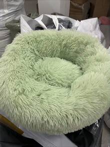 1个装柔软长毛绒圆形宠物床，保暖透气，四季皆宜，适用于猫咪、小型犬、迷你犬、中型犬，舒适柔软，易于清洁，底部防滑，适合幼犬、幼猫等宠物，家居宠物必备用品。 - 灰色 - 查看 17