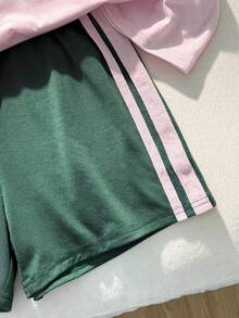 SHEIN 少女背心套装，夏季T恤短裤套装，运动风粉色和深绿色撞色设计，宽松版型，轻薄面料，适合日常穿着、休闲运动或搭配。 - 粉色 - 查看 6