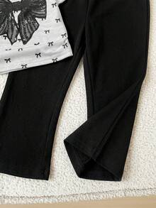 SHEIN 2pcs Baby Girl Knitted Solid Color Round Neck Bow Decor Pleated T-Shirt And Flare Pants Set - Multicolor - View 4