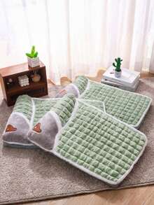 This Pet Mattress Is Suitable For All Seasons And Can Be Machine-Washed. This Orthopedic Pet Mattress Features Reinforced Edges That Are Anti-Slip And Non-Deformable, Making It An Essential Comfort Item For Dogs And Cats. It's Suitable For Small, Medium, And Large Dogs, And Can Provide A Warm Resting Place For Pets Even On Cold Winter Nights. - Green - View 5