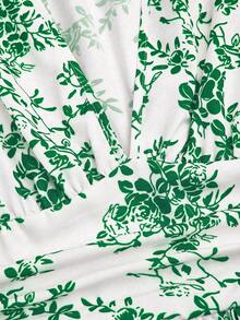 Qadelle Women's Woven Printed Summer Dress For Vacation - Green - View 8