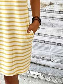 Trelyra Fashionable Colorblock Striped Print, Round Neck Fold-Over Short Sleeve Pocket Loose Dress, Suitable For Daily And Party Wear - Multicolor - View 4