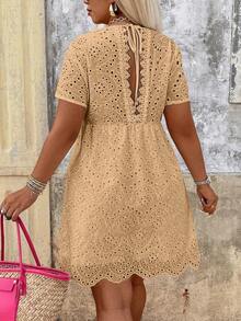 Breezaya Plus Size Lace Patchwork V-Neck Hollow Out Short Sleeve Loose Backless Dress - Khaki - View 2