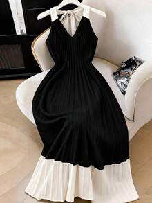 SHEIN Clasi Plus Size Women's Summer Elegant Sexy Vacation Style Contrast Color Pleated Backless Halter Dress - Black and White - View 1