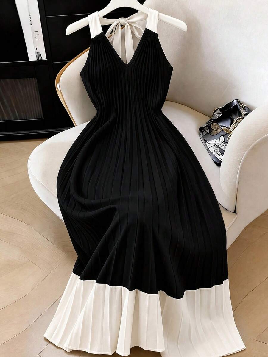 SHEIN Clasi Plus Size Women's Summer Elegant Sexy Vacation Style Contrast Color Pleated Backless Halter Dress - Black and White - View 1
