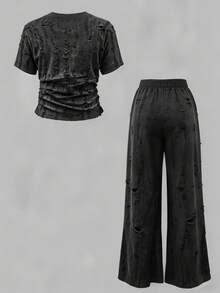 SHEIN 女童黑色扎染T恤和阔腿牛仔裤套装，休闲宽松版型，英文刺绣设计，时尚百搭，适合春秋季穿着，日常穿着、外出、聚会皆宜，2025秋季新品 - 黑色 - 查看 2