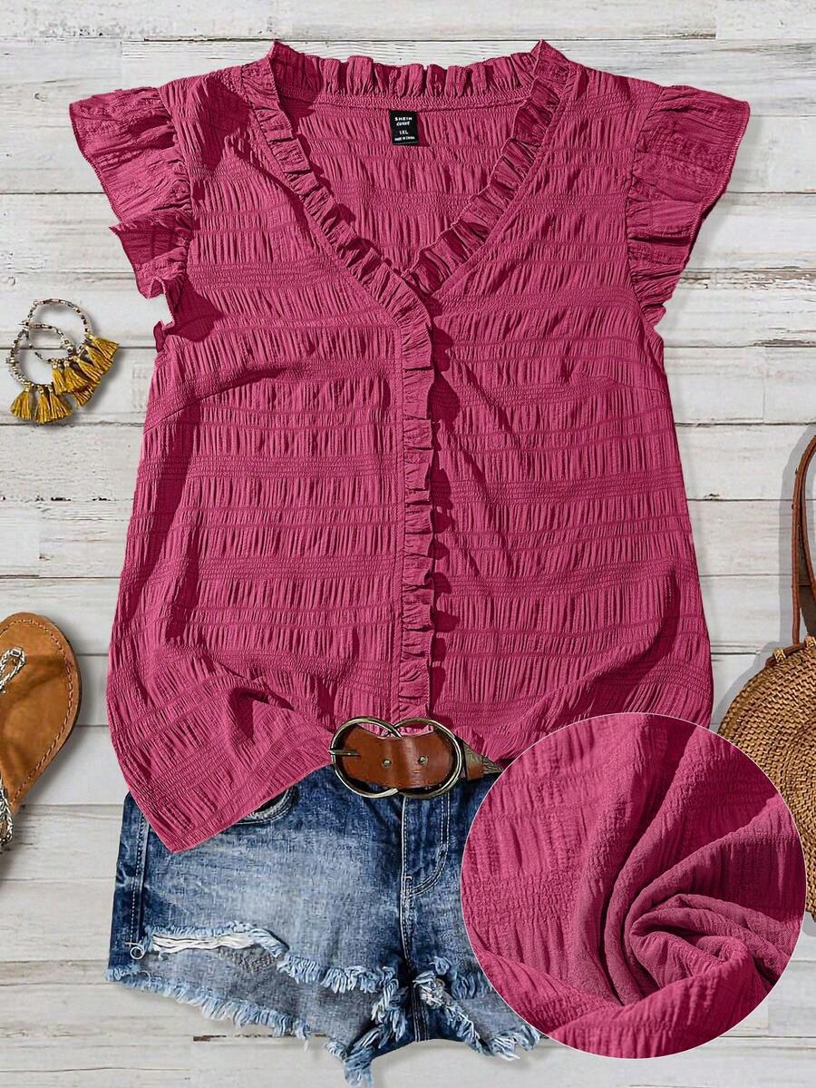 SHEIN LUNE CURVE Blus Kasual Pas Badan Wanita Ukuran Plus Warna Polos Bertekstur Leher V dengan Hiasan Ruffle dan Lengan Kelopak - Hot Pink - View 1