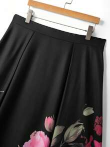 GlowEve CURVE Plus Size Women's Elegant Floral Print A-Line Skirt, Summer - Black - View 3