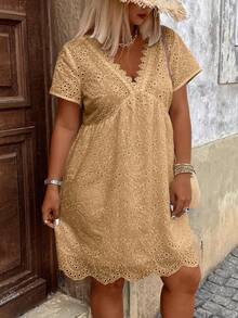 Breezaya Plus Size Lace Patchwork V-Neck Hollow Out Short Sleeve Loose Backless Dress - Khaki - View 6