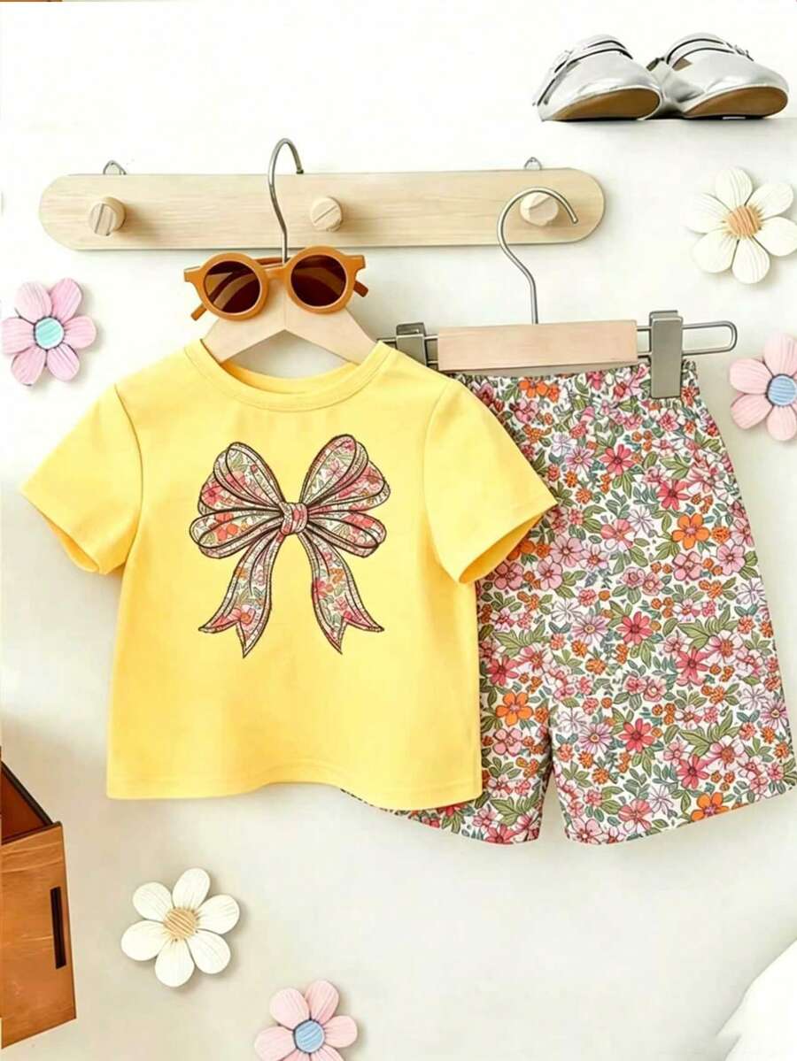 SHEIN 2件組少女卡通花朵公主T恤短褲套裝，甜美可愛，舒適百搭，適合夏季外出