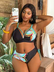 Slaydiva Plus Size Contrast Color Summer Beach Bikini Set - Multicolor - View 3