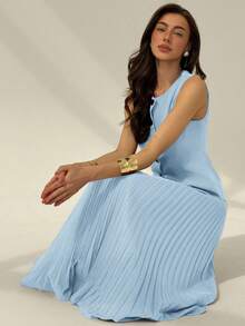 Aloruh Women's Elegant Commuter Solid Color Vest & Pleated Skirt Suit In Fall/Winter - Baby Blue - View 5