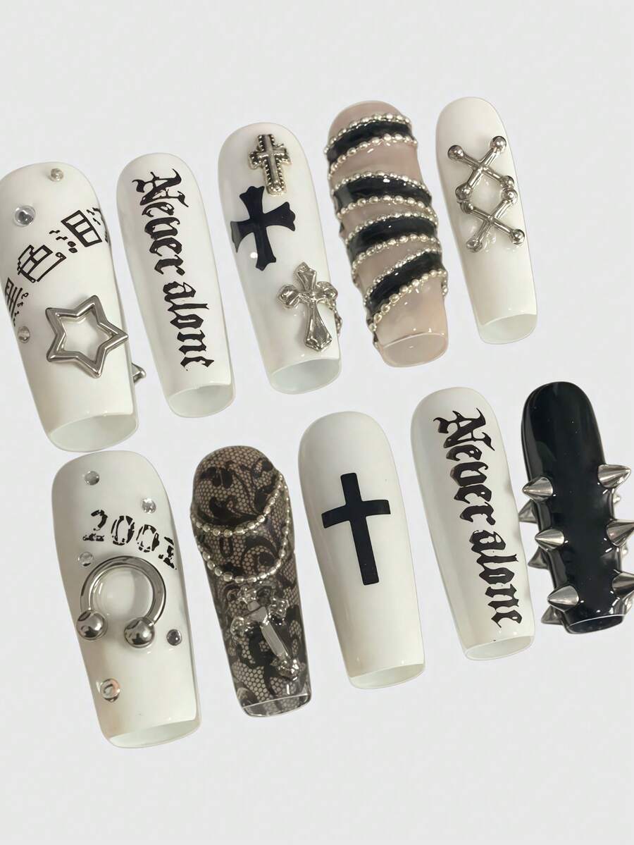 ROMWE Goth 10片白色千禧辣妹龐克風十字復古鉚釘字母印花復古波普藝術法式白色系列手工假指甲貼片,適合大學、購物、夜店等 - 米色 - 查看 1