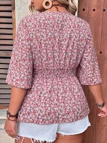 Ceyna Blouse Grande Taille Printemps/Été Nouveau Motif Floral Ditsy Col V Taille Cintrée Manches Évasées Flatteur décontracté/Tenue de Bureau Manches Courtes Pour Femmes - Rose bonbon - Voir 2