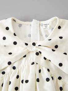 SHEIN 女童波点彼得潘领3D蝴蝶结休闲连衣裙 - 彩色 - 查看 10