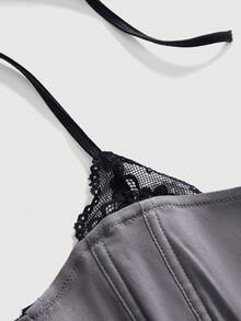 ROMWE Grunge Punk Áo croptop gợi cảm cho lễ hội âm nhạc mùa hè, áo tank top ôm sát cổ yếm phối ren tương phản. - Xám - Xem 4