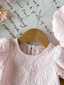 SHEIN Bộ đồ mùa hè dễ thương cho bé gái, gồm váy và mũ beret kẻ caro in hoa cúc màu xanh dương, kiểu dáng thời trang, phù hợp cho bé mặc đi chơi hàng ngày. - Hồng - Xem 5