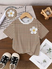 Elladie kids Baby Girl Sweet Cute Beige Wavy Striped Floral Soft T-Shirt, Suitable For Spring And Summer Outings - Multicolor - View 6