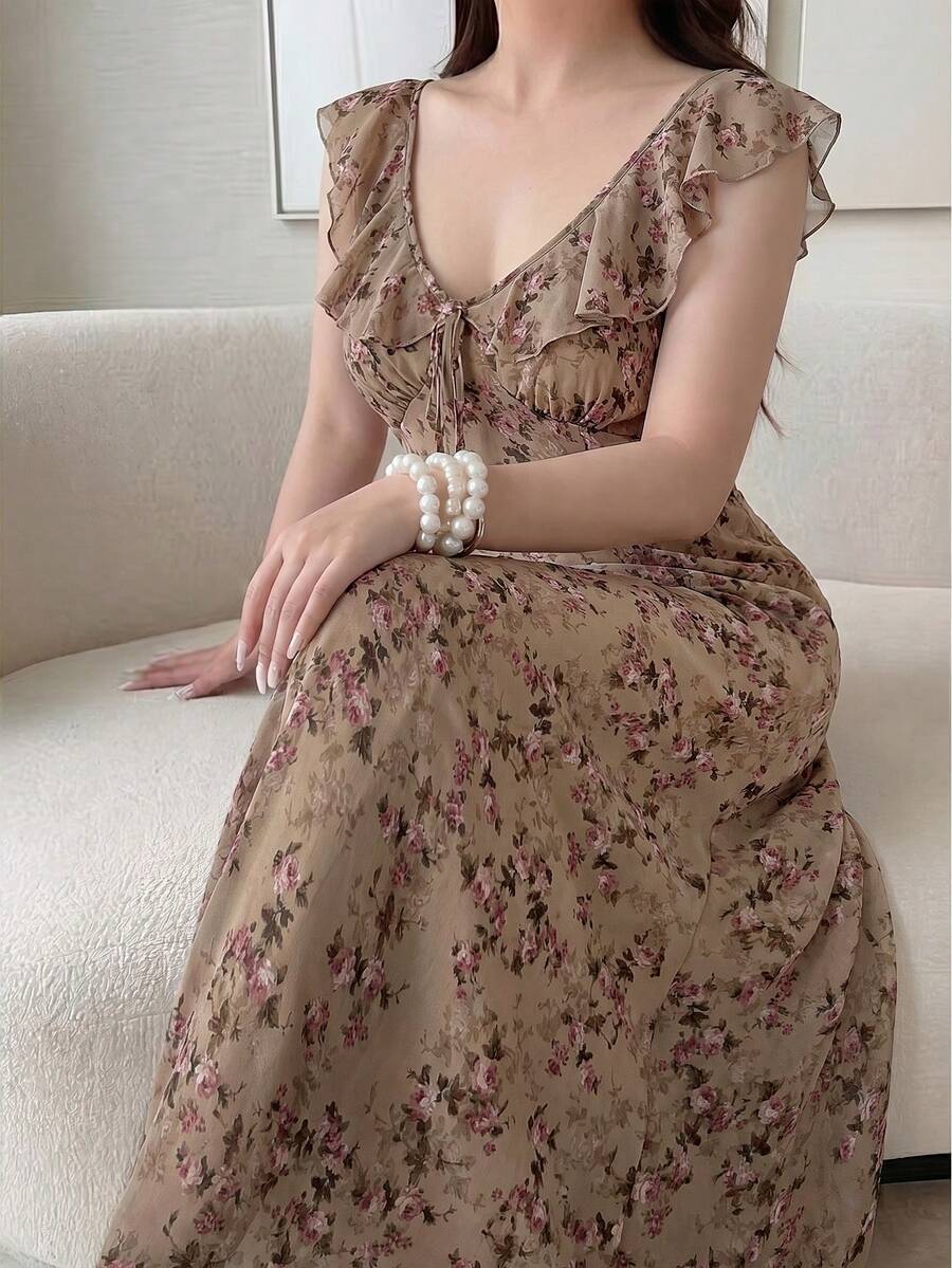 Vibekara Plus Size Women Green Floral Sleeveless Casual Vacation Dress - Multicolor - View 1