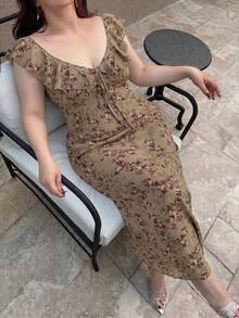 Vibekara Plus Size Women Green Floral Sleeveless Casual Vacation Dress - Multicolor - View 8