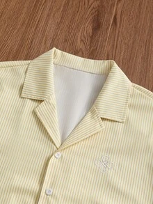 ESTAVOR Men's Embroidered Striped Print Button-Front Casual Short Sleeve Shirt - Yellow - View 4