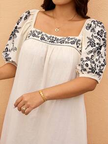 Elaquor Plus Size Floral Print Casual Vacation Dress - Apricot - View 4