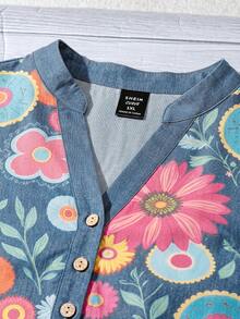 SHEIN Clasi Áo kiểu nữ cỡ lớn cổ chữ V tay ngắn họa tiết hoa nhí dáng rộng, thích hợp mặc đi nghỉ mát, mùa hè, trang phục đi nghỉ, áo hè dễ thương, trang phục mùa xuân. - Màu xanh lam - Xem 5