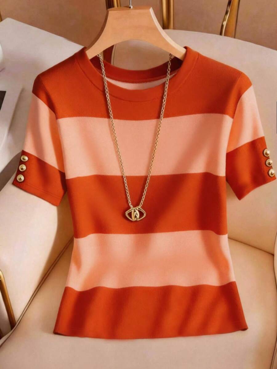 Franclia Damen lässig Knopf Dekor gestreiftes Rundhals Kurzarm T-Shirt, Sommer - Verschiedenfarbig - Übersicht 1
