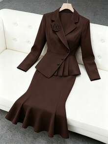 Modelyn Setelan Jas Wanita Ukuran Besar Elegan dengan Motif Bunga 3D - Coklat - View 3
