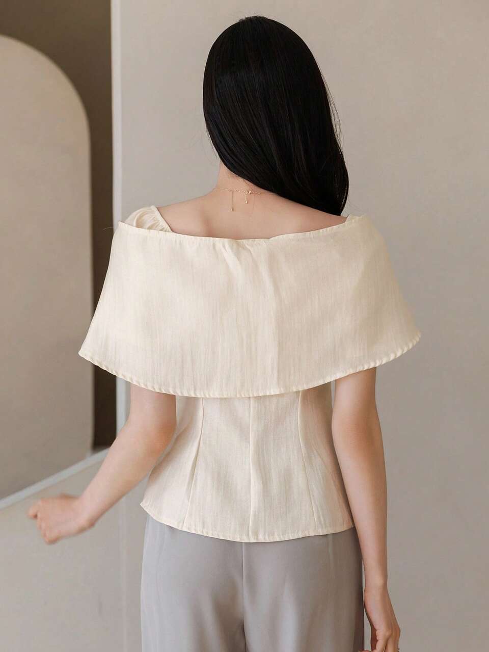 Women's Elegant Ruffle Off-Shoulder Collared Slim Fit Blouse With Tie Waist Design, Suitable For Spring And Summer Office Beige