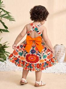 SHEIN Vestido sin mangas con volantes y lazo en la espalda, con estampado floral tejido para bebé niña - Multicolor - Ver 3